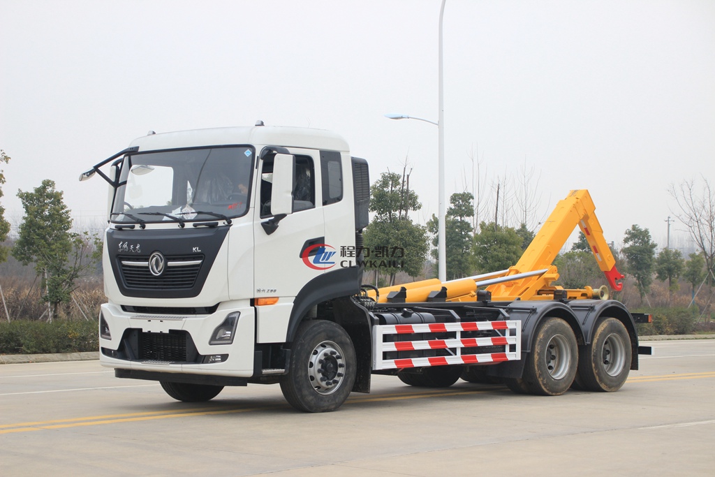 東風(fēng)天龍后雙橋勾臂式垃圾車