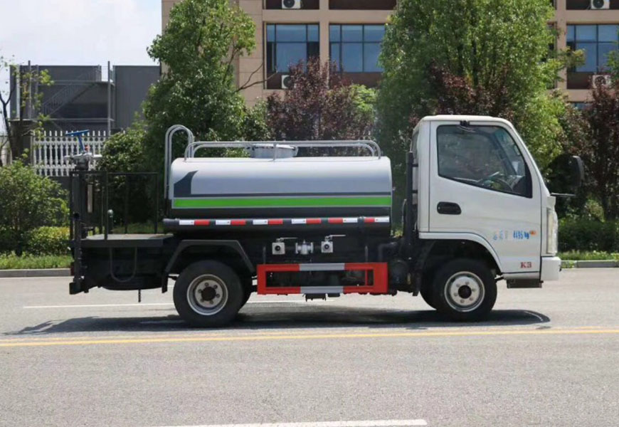 凱馬藍(lán)牌3噸灑水車(chē)后方位灑水車(chē)