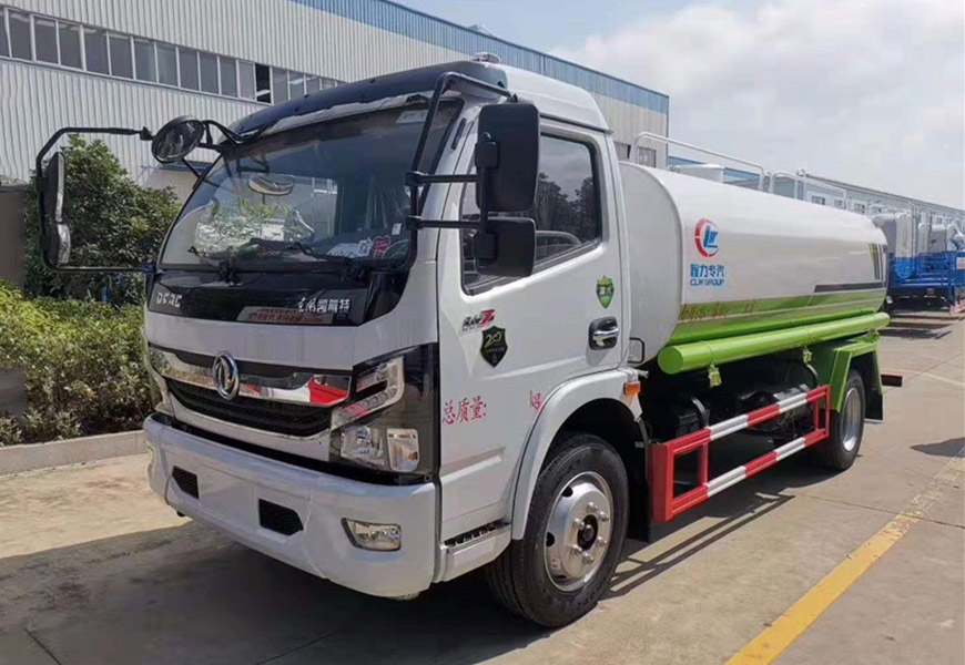 國(guó)六東風(fēng)大多利卡8方灑水車