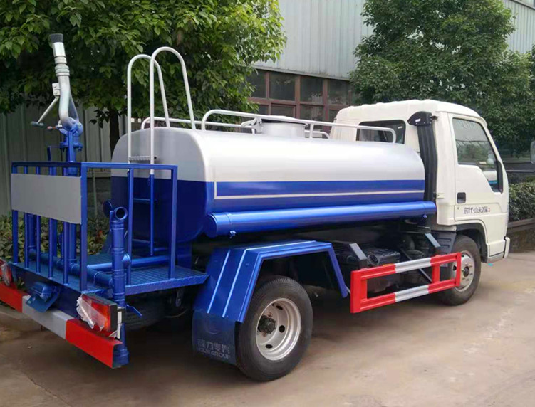 福田小型灑水車